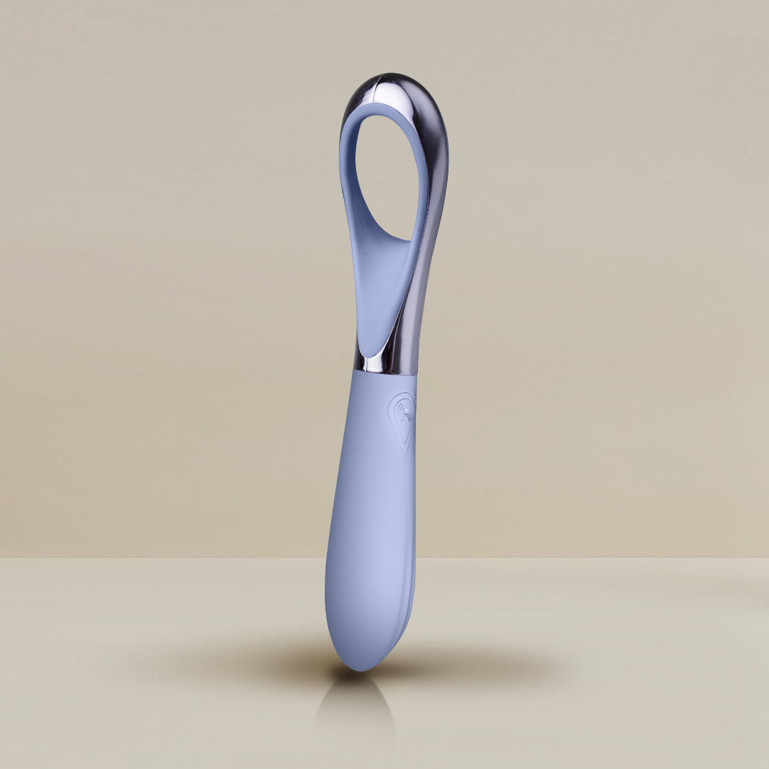 Blue and silver Niya Finger Vibe on a beige background