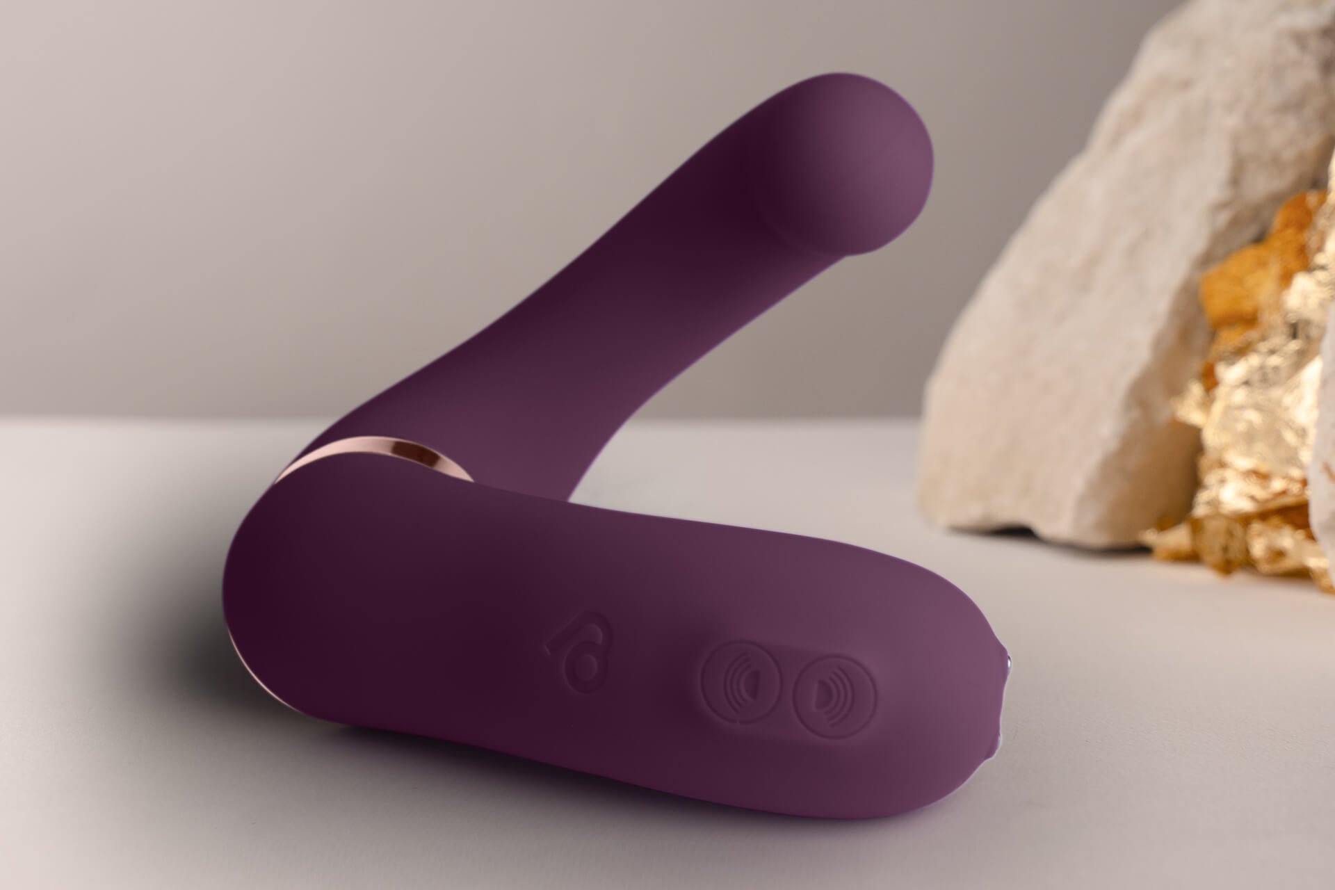 Gemini Dual Clit & G Spot vibrator angled