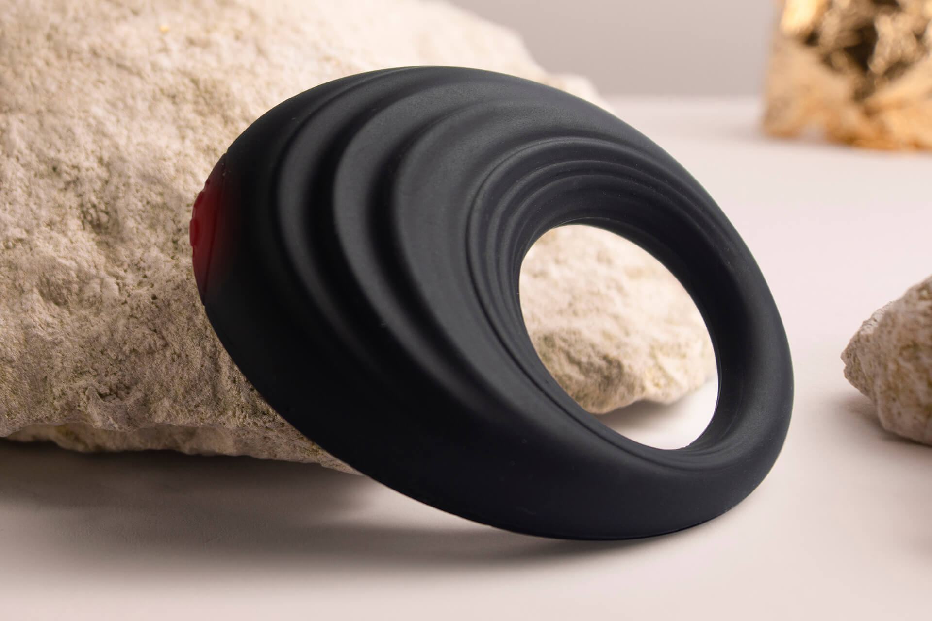 masturbator in black