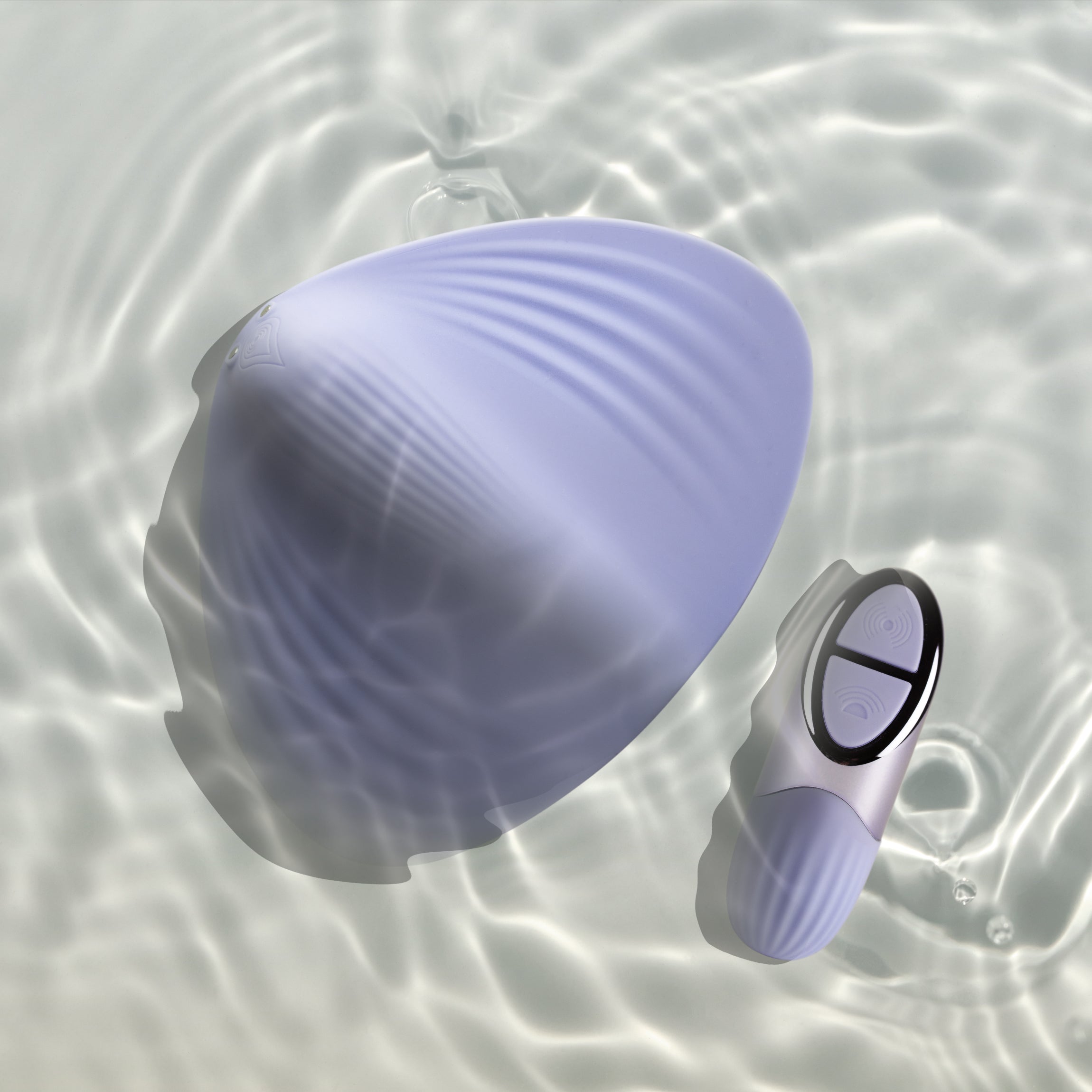 NIYA N5 panty vibe shown underwater to illustrate waterproof item