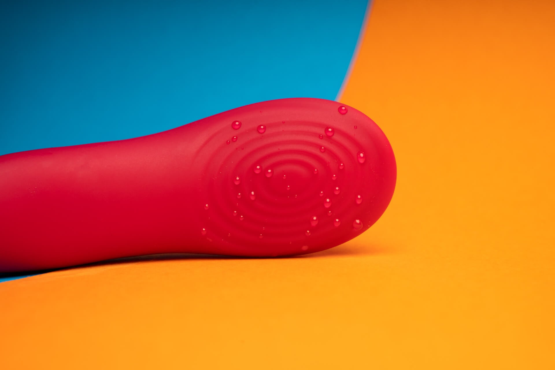 Water droplets showing waterproof accessible panty vibe.